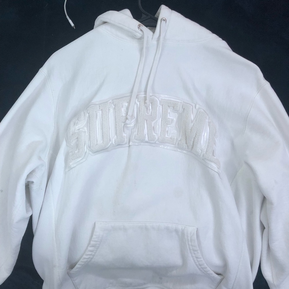 Supreme Hoodie